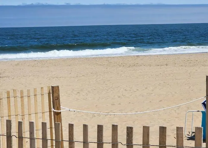 Updated Charming Studio,steps To Beach,outdoor Pool Apartamento